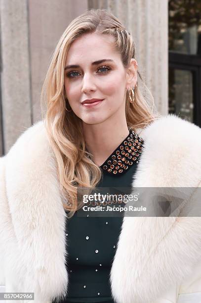 Chiara Ferragni is seen arriving at Miu Miu show during Paris Fashion Week Womenswear Spring/Summer 2018 on October 3, 2017 in Paris, France.