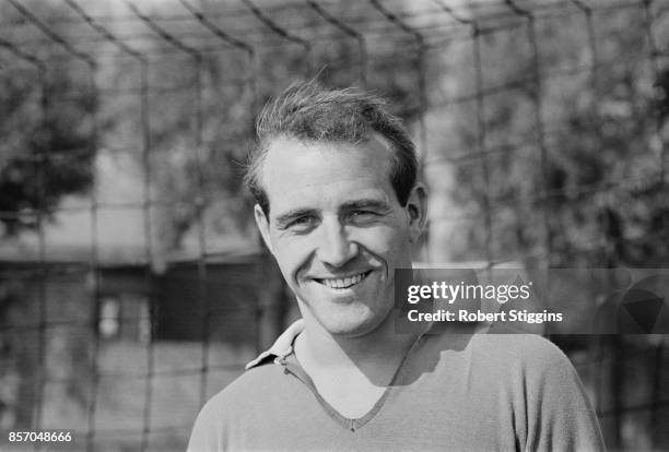 Football goalkeeper for Sheffield Wednesday FC and the England team Ron Springett , UK, 24th September 1965.