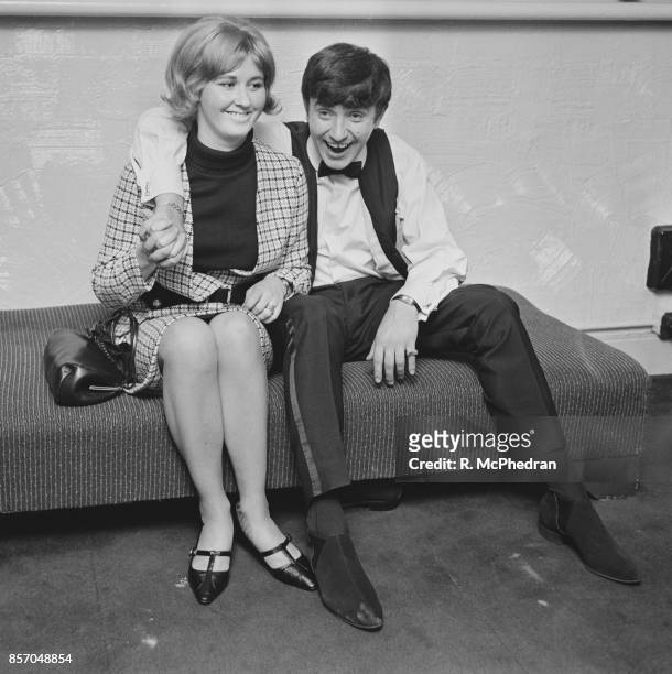 English comedian Jimmy Tarbuck and his wife Pauline, UK, 27th September 1965.