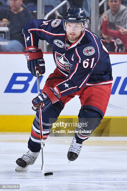 Forward Rick Nash of the Columbus Blue Jackets skates with the puck against the Calgary Flames on March 26, 2009 at Nationwide Arena in Columbus,...