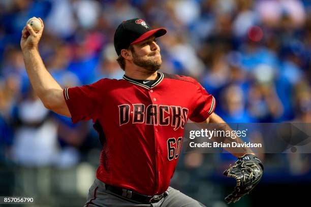 Hoover of the Arizona Diamondbacks pitches against the Kansas City Royals during the game at Kauffman Stadium on October 1, 2017 in Kansas City,...