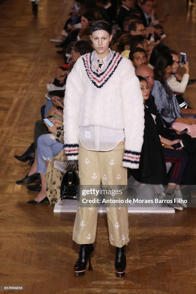Thom Browne : Runway - Paris Fashion Week Womenswear Spring/Summer 2018