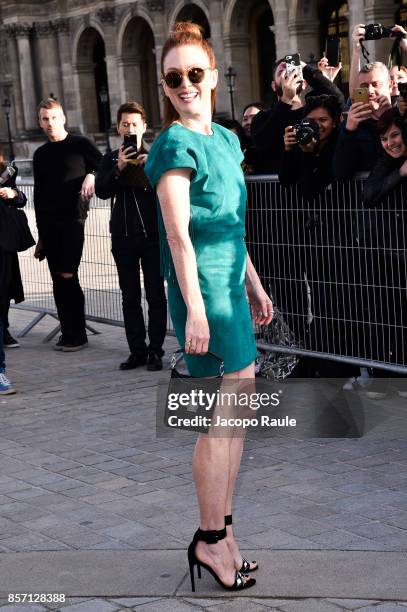 Julianne Moore is seen arriving at Louis Vuitton show during Paris Fashion Week Womenswear Spring/Summer 2018 on October 3, 2017 in Paris, France.