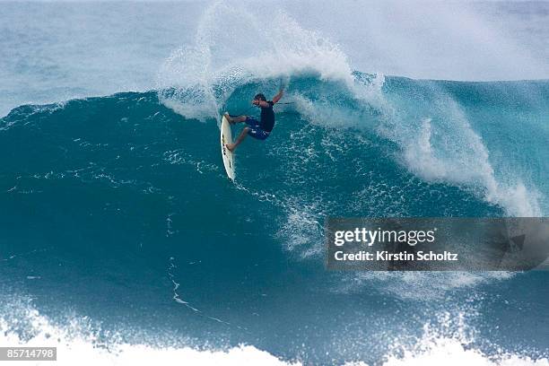 Saturday, 29 November, 2008. Vans Triple Crown of Surfing. O' Neill World Cup of Surfing, 6-Star ASP World Qualifying Series, Sunset Beach, North...