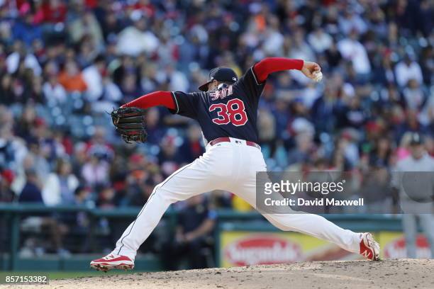 Joe Smith of the Cleveland Indians pitches against the Chicago White Sox in the sixth inning at Progressive Field on October 1, 2017 in Cleveland,...