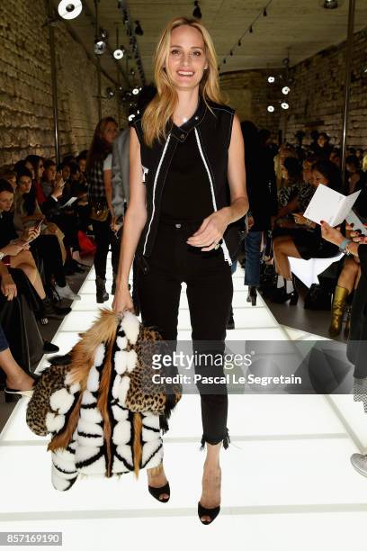 Lauren Santo Domingo attends the Louis Vuitton show as part of the Paris Fashion Week Womenswear Spring/Summer 2018 on October 3, 2017 in Paris,...