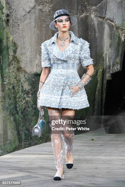 Greta Varlese walks the runway during the Chanel Paris show as part of the Paris Fashion Week Womenswear Spring/Summer 2018 on October 3, 2017 in...