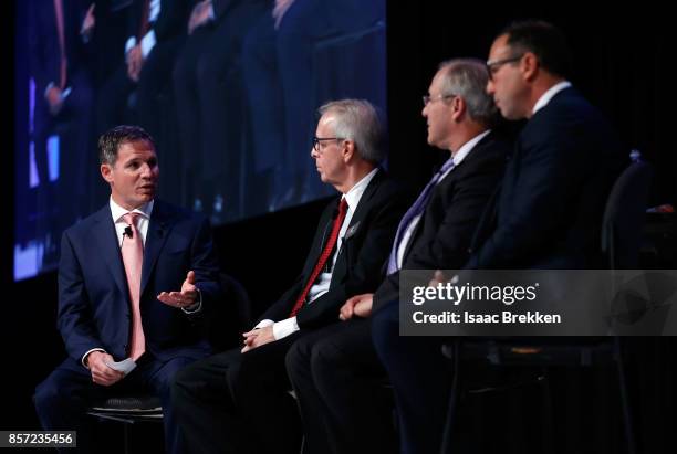 Geoff Freeman 179 Geoff Freeman Photos & High Res Pictures - Getty Images