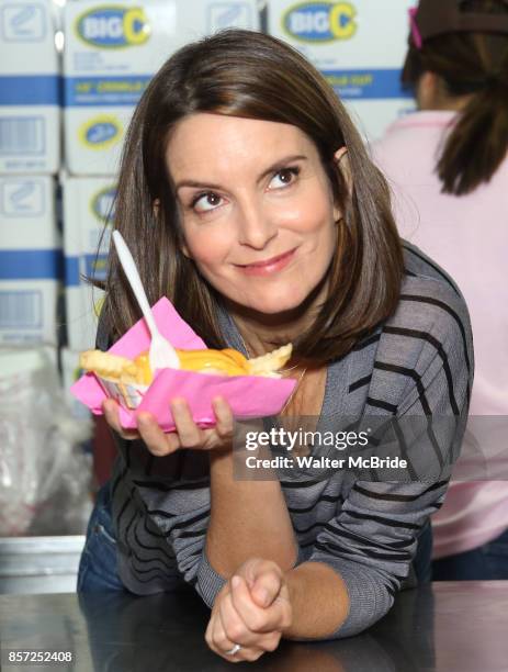 Tina Fey Mean Girls Photos and Premium High Res Pictures - Getty Images