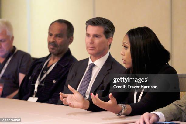 Metacafe.com's Raymond Reed, President & CEO, Gerber Kawasaki, Ross Gerber, and SVP, Marketing & Monetization Laugh Out Loud, a LIONSGATE company,...