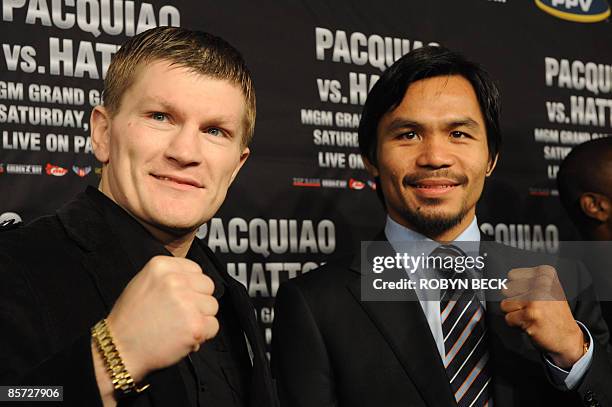 Boxers Manny Pacquiao of the Philippines and Ricky Hatton of Great Britain arrive on the red carpet on March 30, 2009 at the Roosevelt Hotel in the...