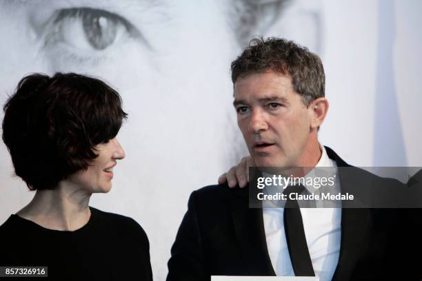 Paz Vega and Antonio Banderas attends the National Cinema Award during 65th San Sebastian Film Festival at Prisma-Tabakalera on September 23, 2017 in...