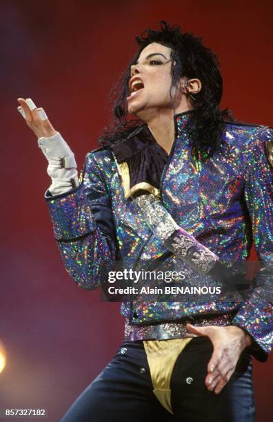 Michael Jackson en concert a l'hippodrome de Paris-Vincennes lors de sa tournee Dangerous Tour le 13 septembre 1992 a Paris, France.