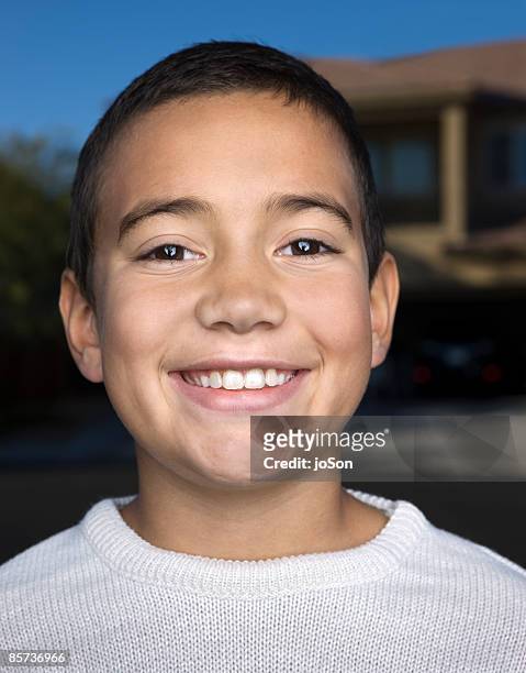 boy (10-13 years) smiling, close up, portrait - 10 11 years fotografías e imágenes de stock