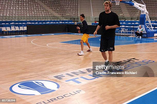 Wallace of Benetton Basket Tamoil takes part in a Eurocup Final 8, Benetton Basket Tamoil Practice Session at the Palasport on March 31, 2009 in...