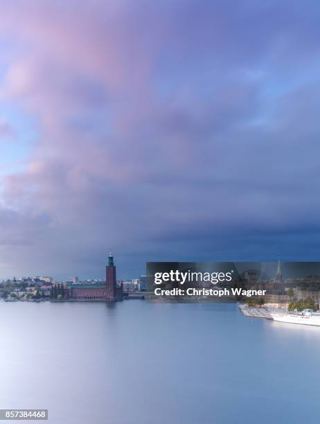 stockholm - parliament house stockholm stock pictures, royalty-free photos & images