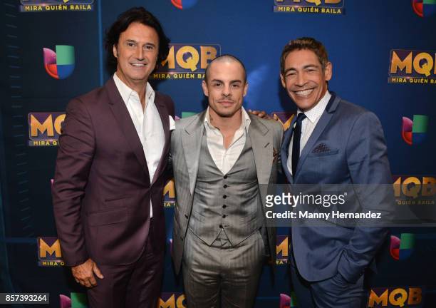 Poty Castillo, Casper Smart and Johnny Lozada at taping for Mira Quien Baila at Univision Studios on October 1, 2017 in Miami, Florida.