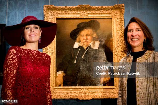 Queen Maxima of The Netherlands opens the traveling exhibition Ten Top Pieces On Tour in the Mauritshuis museum on October 4, 2017 in The Hague,...