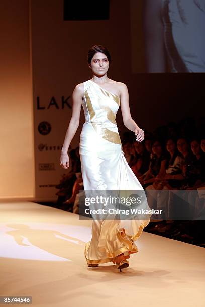 Miss India Parvathy Omanakuttan walks the runway at the Rahul Mishra show at Lakme India Fashion Week Autumn/Winter 2009 at Grand Hyatt on March 30,...