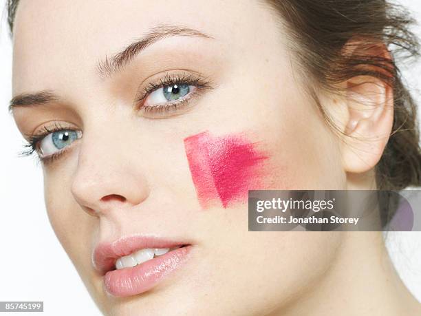 blusher on cheek - blush makeup ストックフォトと画像