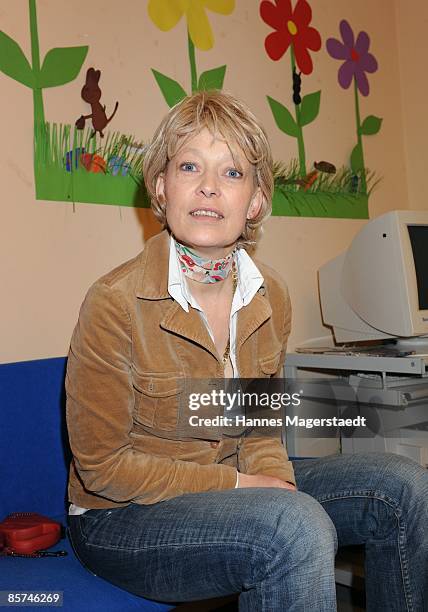 Sara Rudnik 24 Barbara Rudnik Kicks Off Film Workshop Photos & High Res Pictures ...