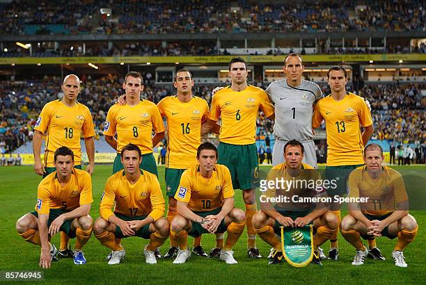 The Socceroos pose together before the 2010 FIFA World Cup qualifying match between the Australian Socceroos and Uzbekistan at ANZ Stadium on April...
