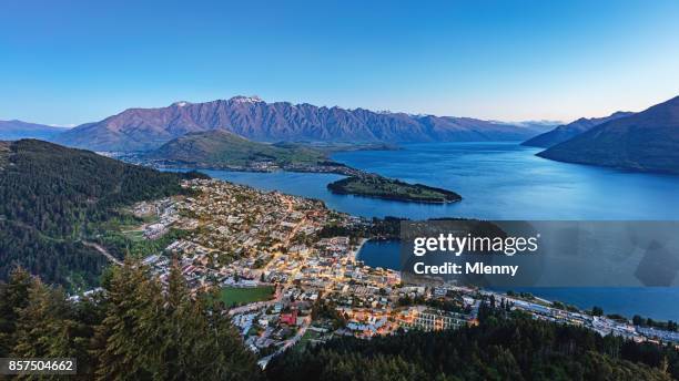 queenstown at night panorama new zealand - queenstown new zealand stock pictures, royalty-free photos & images