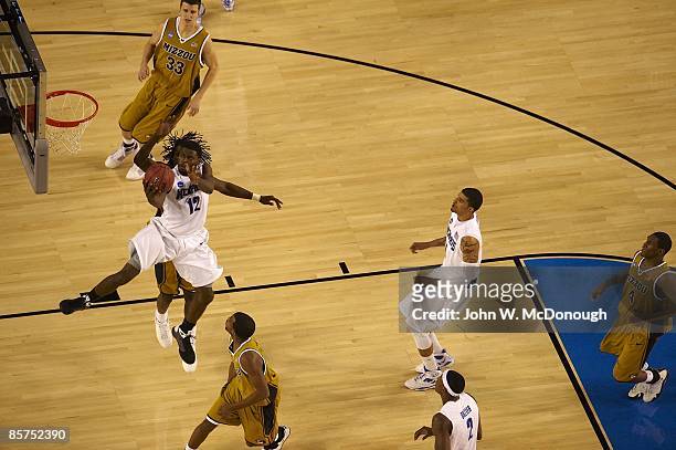Playoffs: Aerial view of Memphis Tyreke Evans in action vs Missouri. Glendale, AZ 3/26/2009 CREDIT: John W. McDonough