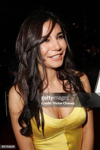 Actress Martha Higareda attends the 2009 Ariel 51 awards at Auditorio Nacional on March 31, 2009 in Mexico City, Mexico.