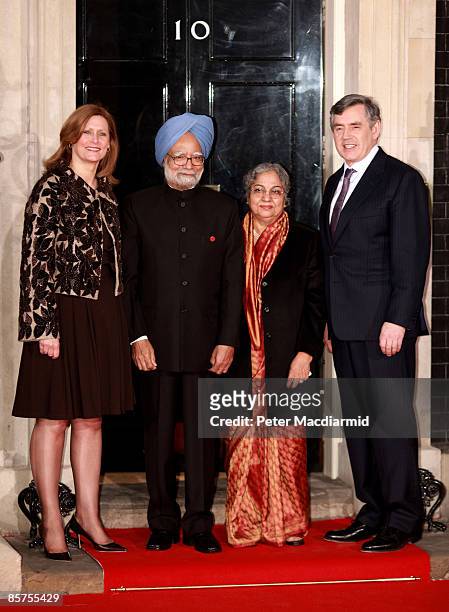 Sarah Brown wife of Gordon Brown, Indian Prime Minister Manmohan Singh, his wife Gursharan Kaur and British Prime Minister Gordon Brown arrive at...