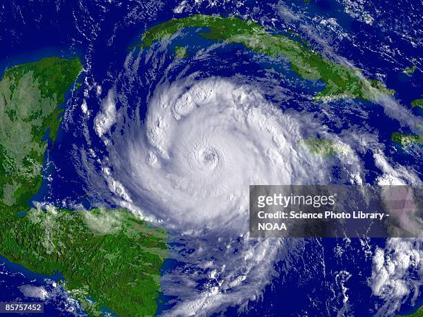 hurricane dean satellite image - 天気予報 ストックフォトと画像