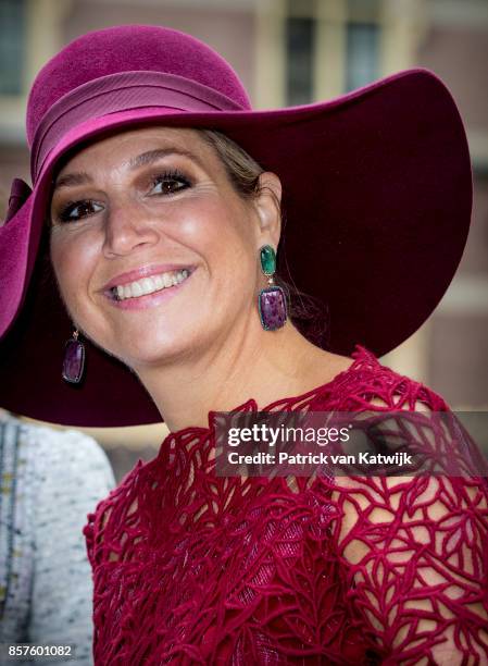 Queen Maxima of The Netherlands opens the travelling exhibition 'Ten Top Pieces On Tour' in the Mauritshuis museum on October 4, 2017 in The Hague,...