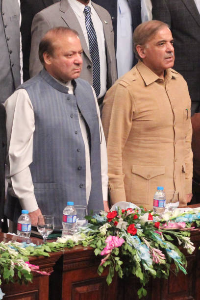 Pakistan Mian Rohan 249 Mian Nawaz Stock Photos, High-Res Pictures, and Images - Getty Images