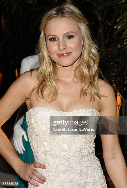 Actress Kristen Bell attends the La Perla shopping party benefit at La Perla boutique on April 1, 2009 in Beverly Hills, California.