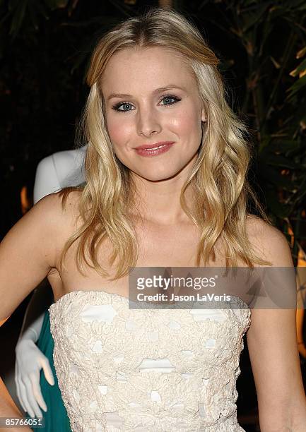 Actress Kristen Bell attends the La Perla shopping party benefit at La Perla boutique on April 1, 2009 in Beverly Hills, California.