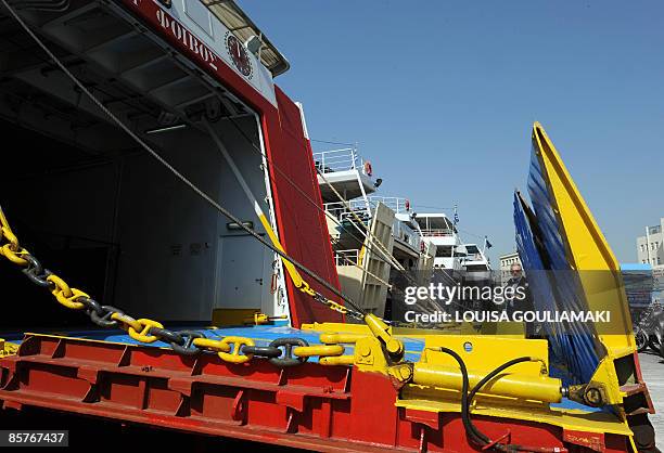 Ferry-boats are moored in the port of Piraeus near Athens on April 2, 2009 due to the 24-hours strike protesting against job losses, the relaxation...
