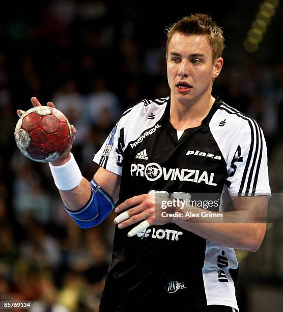 Fillip Jicha of Kiel in action during the Handball Bundesliga match between FA Goeppingen and THW Kiel at the Porsche Arena on April 1, 2009 in...