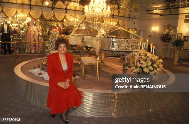 Dora Liberace, belle-soeur du celebre musicien Liberace et directrice du musee qui lui est dedie le 17 novembre 1993 a Las Vegas, Nevada.