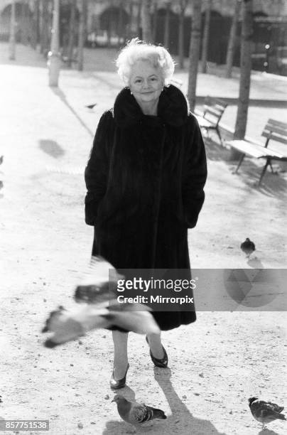 Olivia de Havilland near her home in Paris, 10th December 1987.