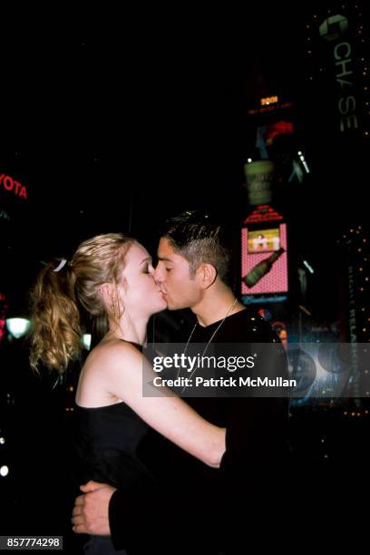 Julia Stiles, Andres Gomez MTV New Year's Eve Party MTV Studios, Times Square, NYC December 31, 2000.