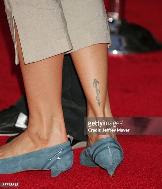 Jenna Elfman's tattoo