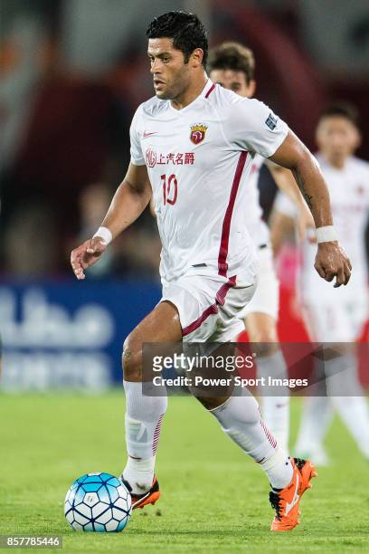 Shanghai FC Forward Givanildo Vieira De Sousa in action during the AFC Champions League 2017 Quarter-Finals match between Guangzhou Evergrande vs...