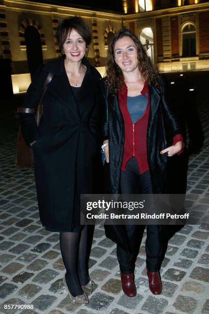 Valérie Bonneton Photos et images de collection - Getty Images