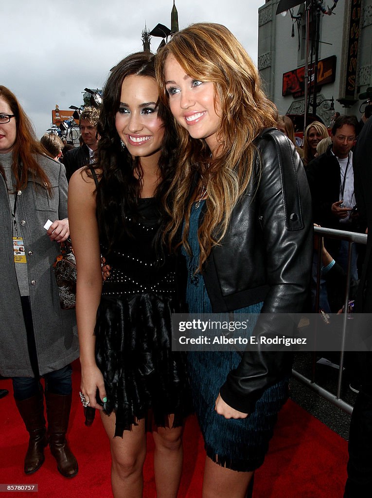 Premiere Of Walt Disney Pictures' "Hannah Montana The Movie" - Arrivals