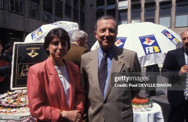 Jacques Delors, president de la Commission europeenne, avec sa fille Martine Aubry lors du 10eme anniversaire de l'emission televisee 'L'Heure de...