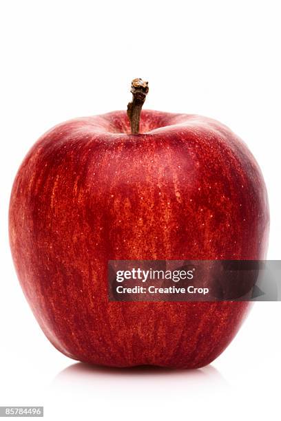 red apple - apple isolated stock pictures, royalty-free photos & images