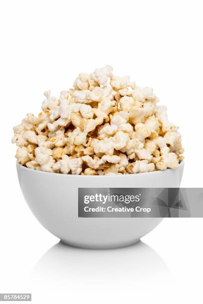 white ceramic bowl full of popcorn - popcorn bildbanksfoton och bilder