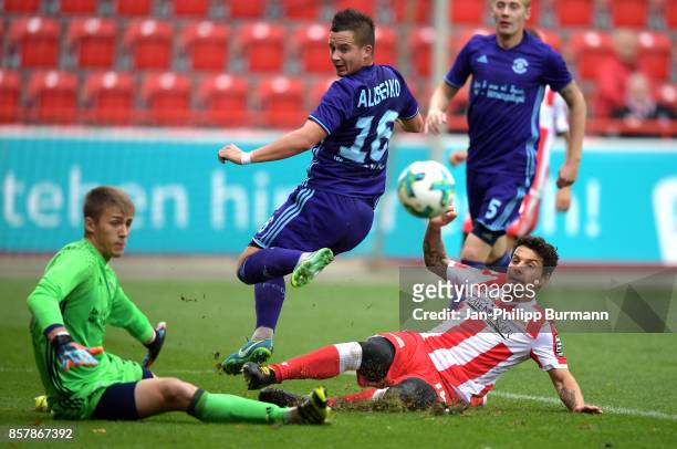 Dmitri Aliseyko of Dinamo Brest and Philipp Hosiner of 1 FC Union Berlin during the game between Union Berlin and FK Dinamo Brest on october 5, 2017...