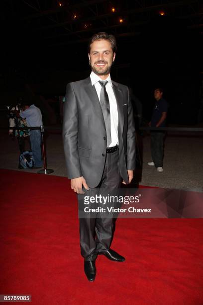 Actor Mark Tacher attends the 2009 Ariel 51 awards at Auditorio Nacional on March 31, 2009 in Mexico City.