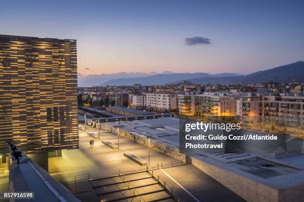 opera di firenze, new opera theater - teatro lirico foto e immagini stock